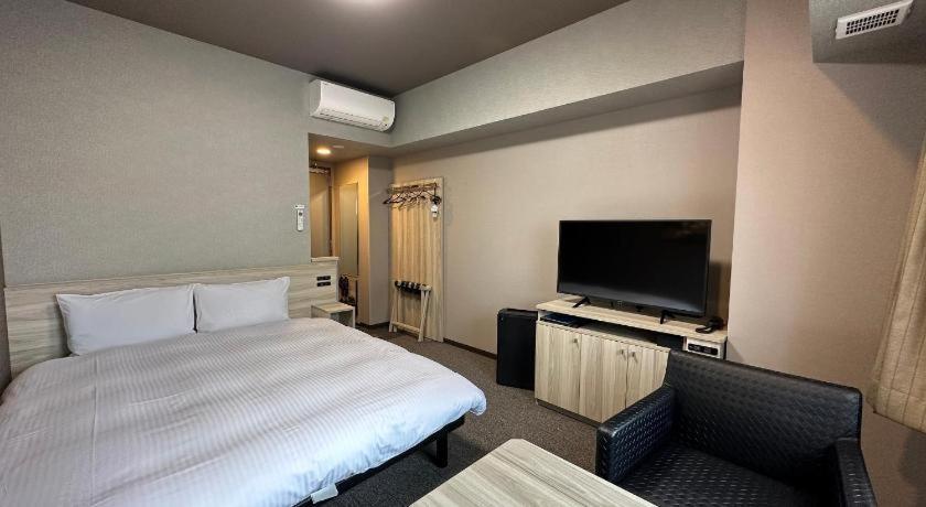 Hotel Route Inn Miyakonojō Dış mekan fotoğraf